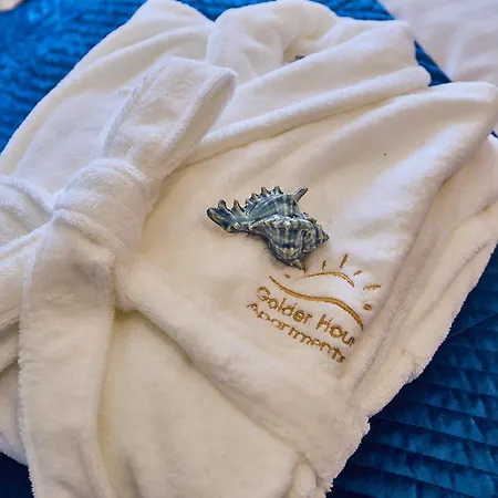 Апартаменты Golden Hour Apartments- Loft H 414 *