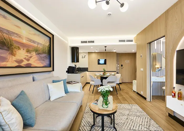 Golden Hour Apartments- Loft H 414 Apartmán Svinoústí