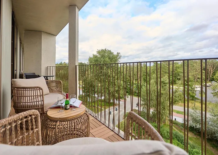 Golden Hour Apartments- Loft H 414 Svinoústí