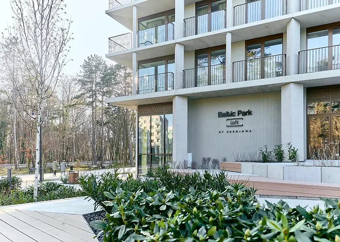 Golden Hour Apartments- Loft H 414 Svinoústí